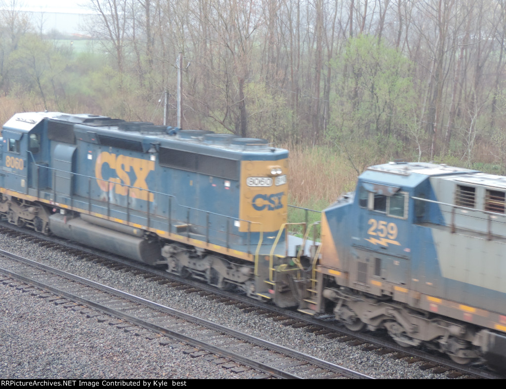 CSX 8060 and 259